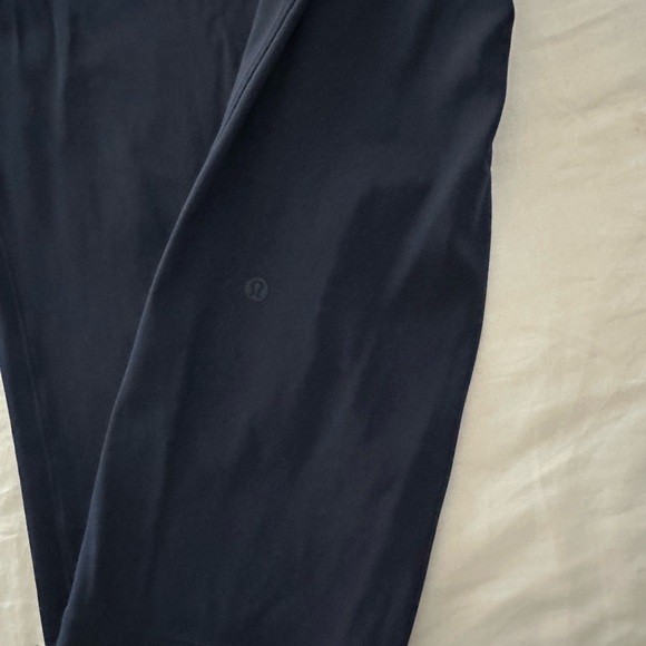 Lululemon Stretch Pant- Crop. - Picture 2 of 2